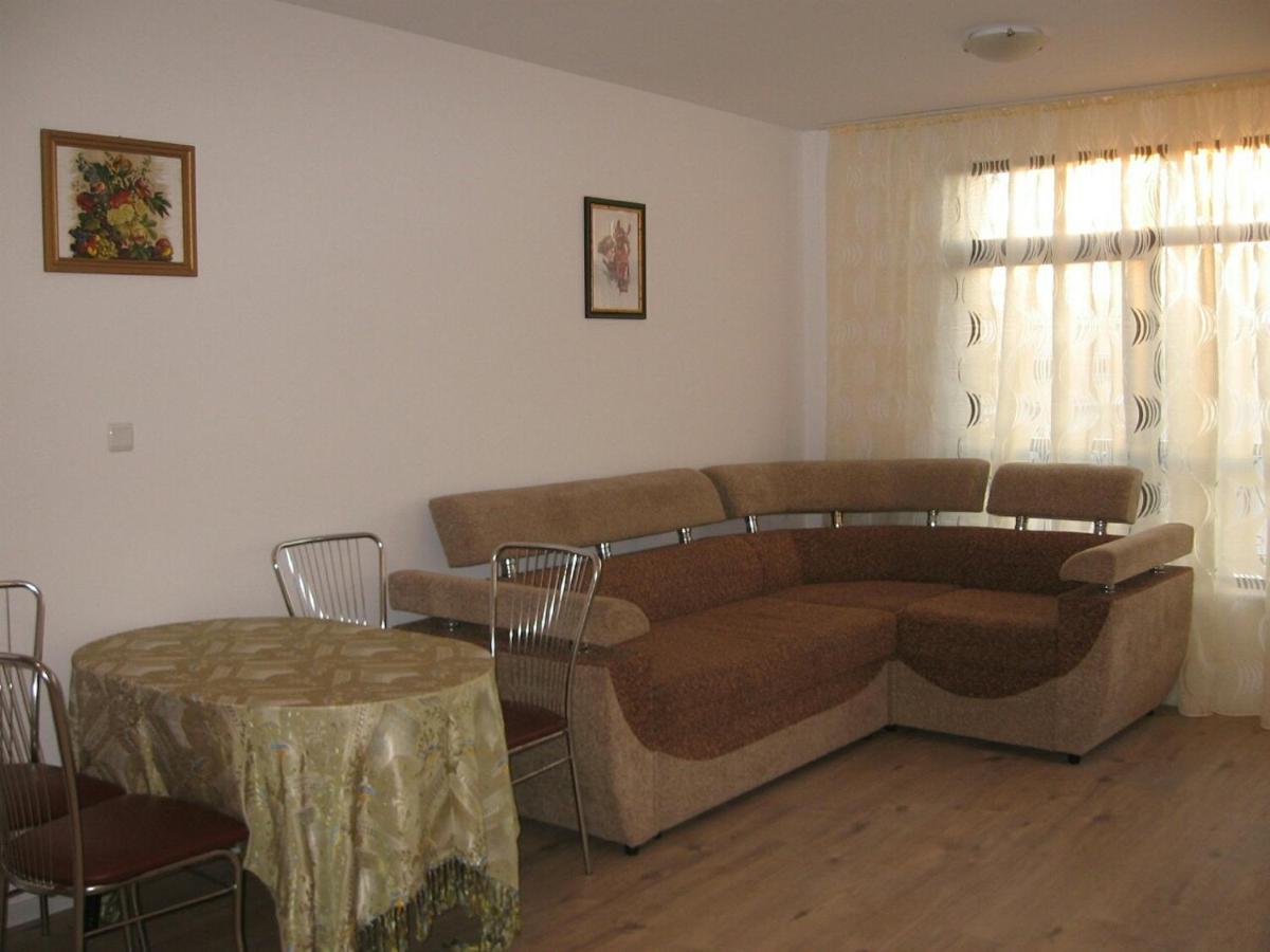 Айвазовский Парк Pomorie Esterno foto